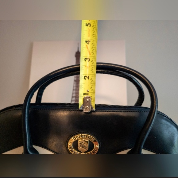 ⚜️ BurberryS White and Navy 2-Way ⚜️ - Picture 14 of 14